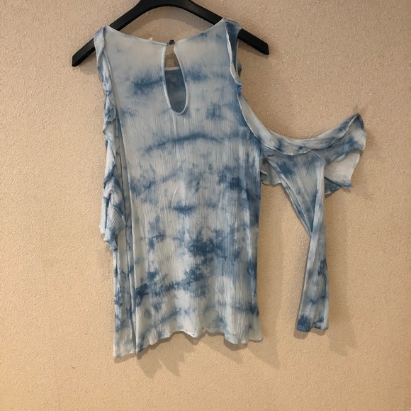 1.4.3 STORY by LINE UP size Medium Blue Cld Shldr - Picture 9 of 14